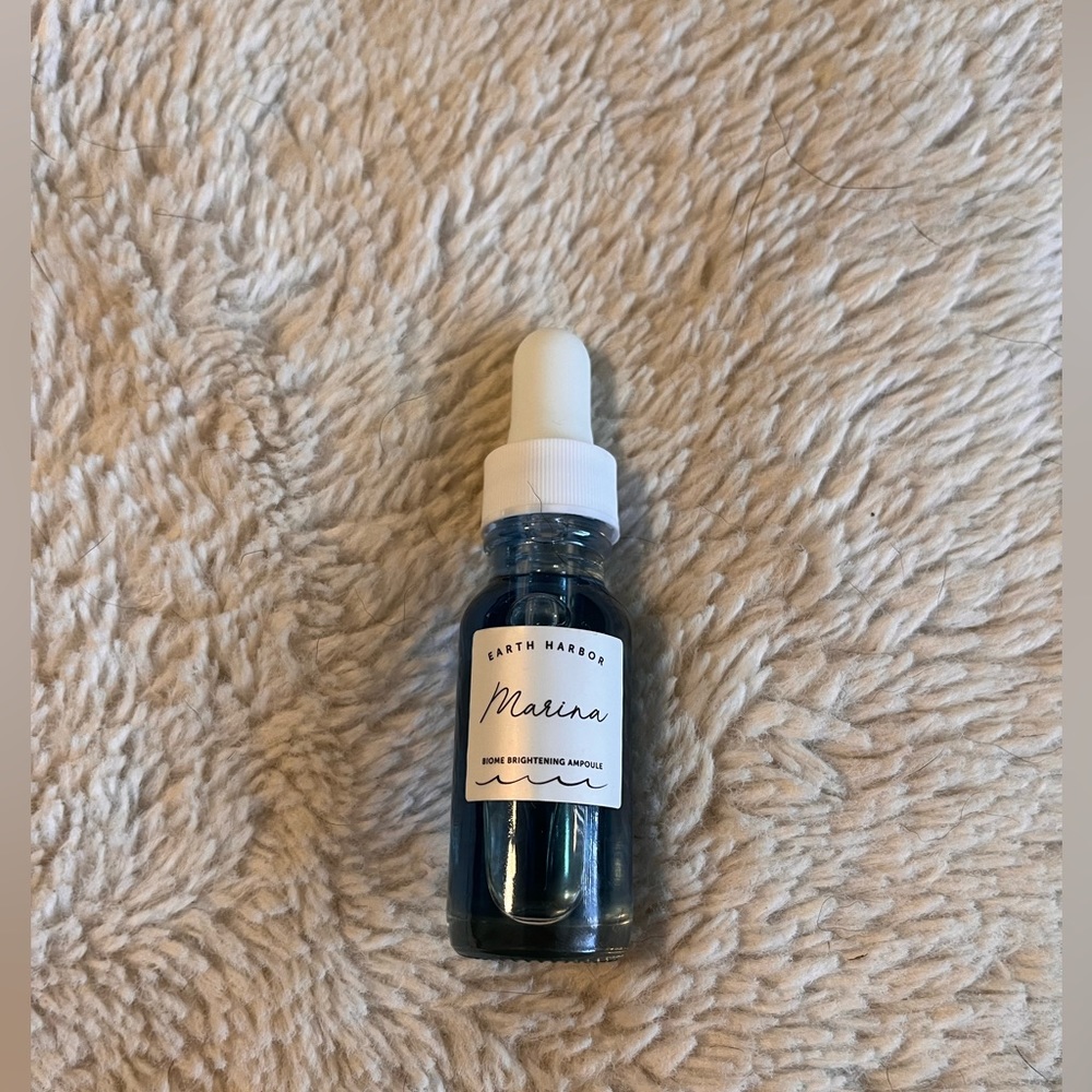 Earth Harbor Marina biome ampoule